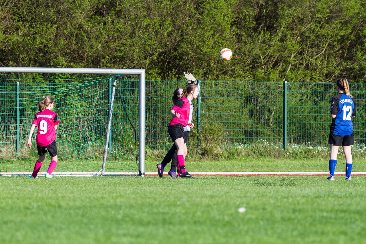 Bild 240 - B-Juniorinnen SV Wahlstedt - TSV Zarpen : Ergebnis: 11:0